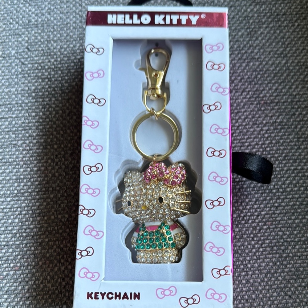 Hello Kitty Rhinestone Keychain - Picture 3 of 3
